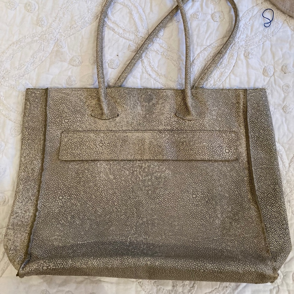 B. May Tote